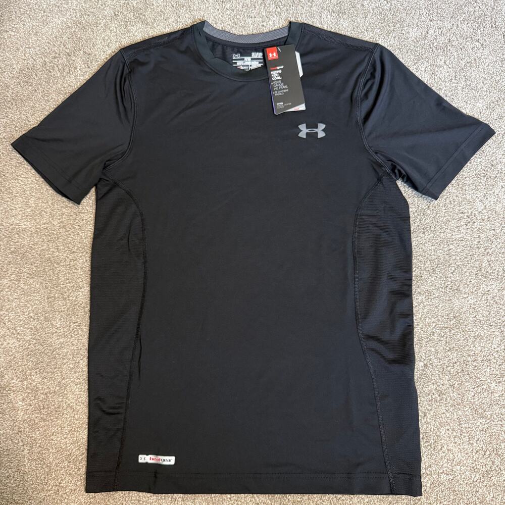 Under Armour HeatGear Fitted Shirt Mens Small Black Short Sleeve NWT 1262991 NEW